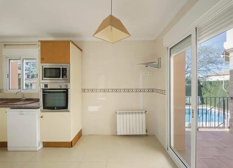 4 bedroom Villa for sale in Denia with pool garage - € 795,000 (Ref: 9854344)