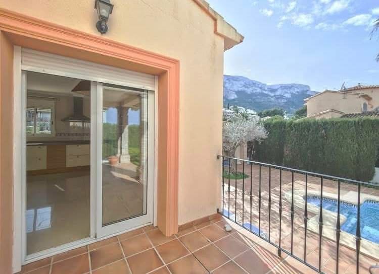4 bedroom Villa for sale in Denia with pool garage - € 795,000 (Ref: 9854344)
