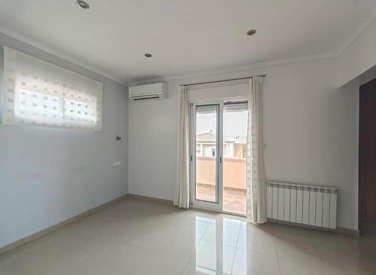 4 bedroom Villa for sale in Denia with pool garage - € 795,000 (Ref: 9854344)
