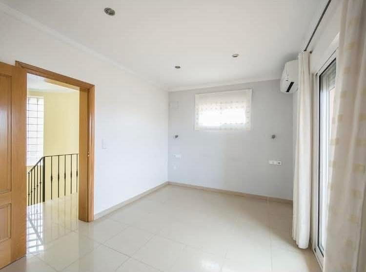 4 bedroom Villa for sale in Denia with pool garage - € 795,000 (Ref: 9854344)
