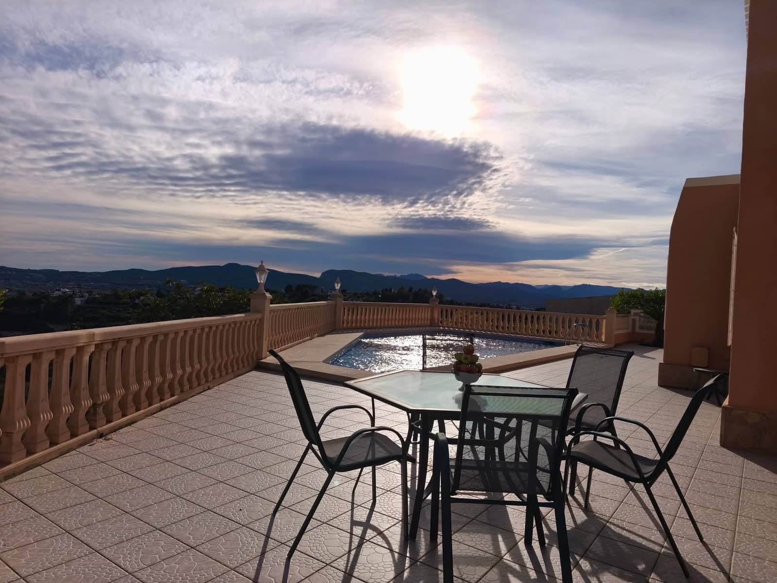 3 slaapkamer Villa te koop in Javea / Xabia met zwembad - € 795.000 (Ref: 9854345)