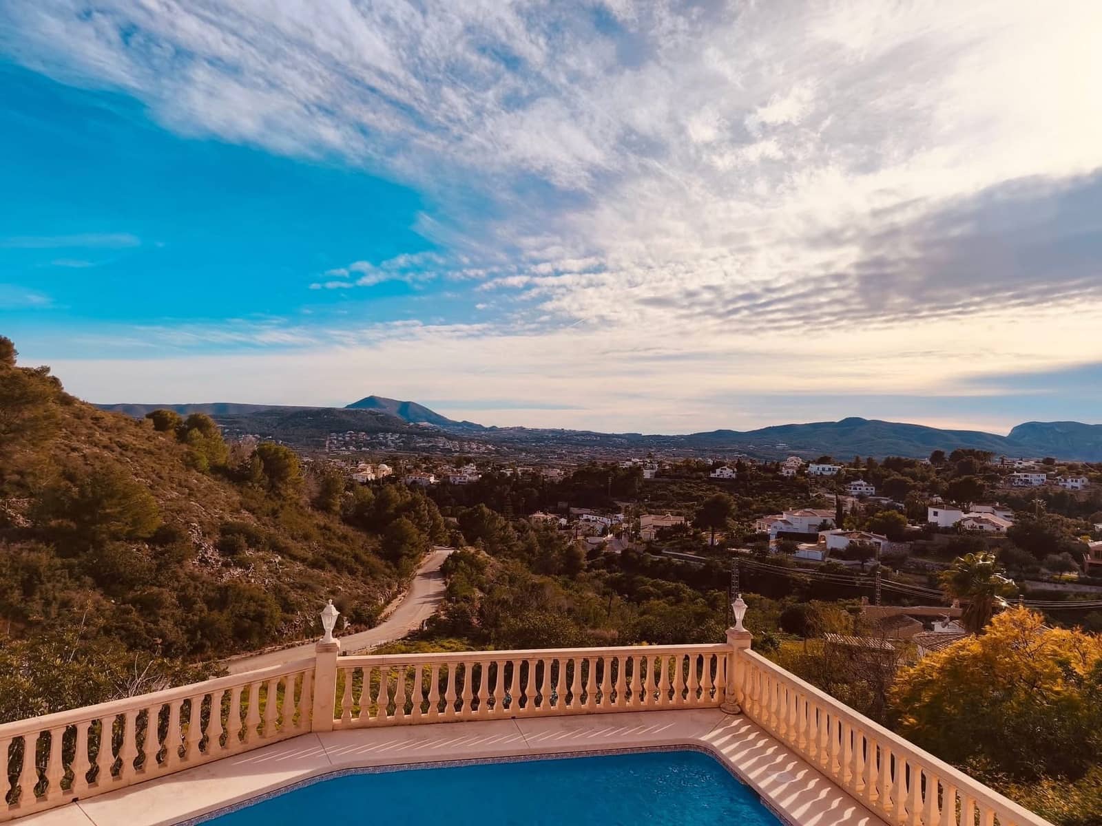 3 makuuhuone Huvila vuokrattavana paikassa Javea / Xabia mukana uima-altaan - 2 500 € (Ref: 9854346)