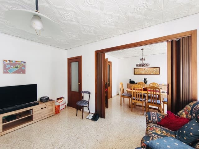 Appartement de 3 chambres à louer à Centro ciudad, Javea / Xàbia - 1 250 € (Ref: 9911918)