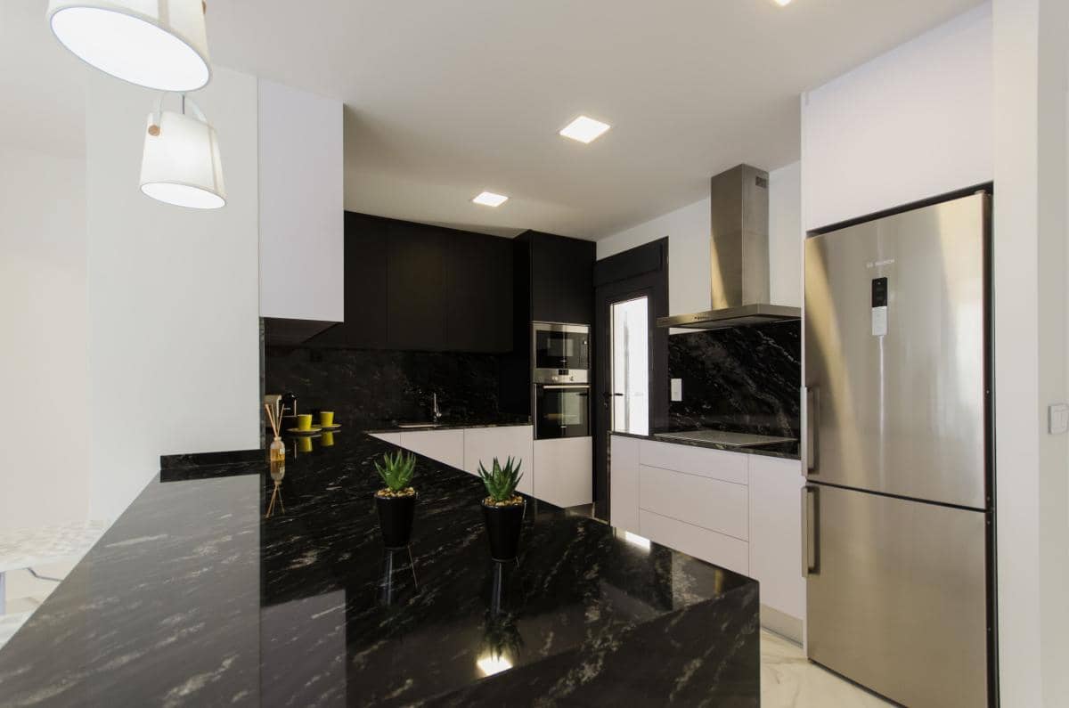 3 soveværelse Villa til salg i San Miguel de Salinas med swimmingpool - € 630.000 (Ref: 9544235)