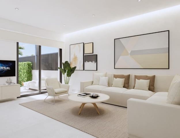 Casa de 3 habitaciones en Centro, Los Alcázares en venta con piscina - 1.390.000 € (Ref: 9546600)