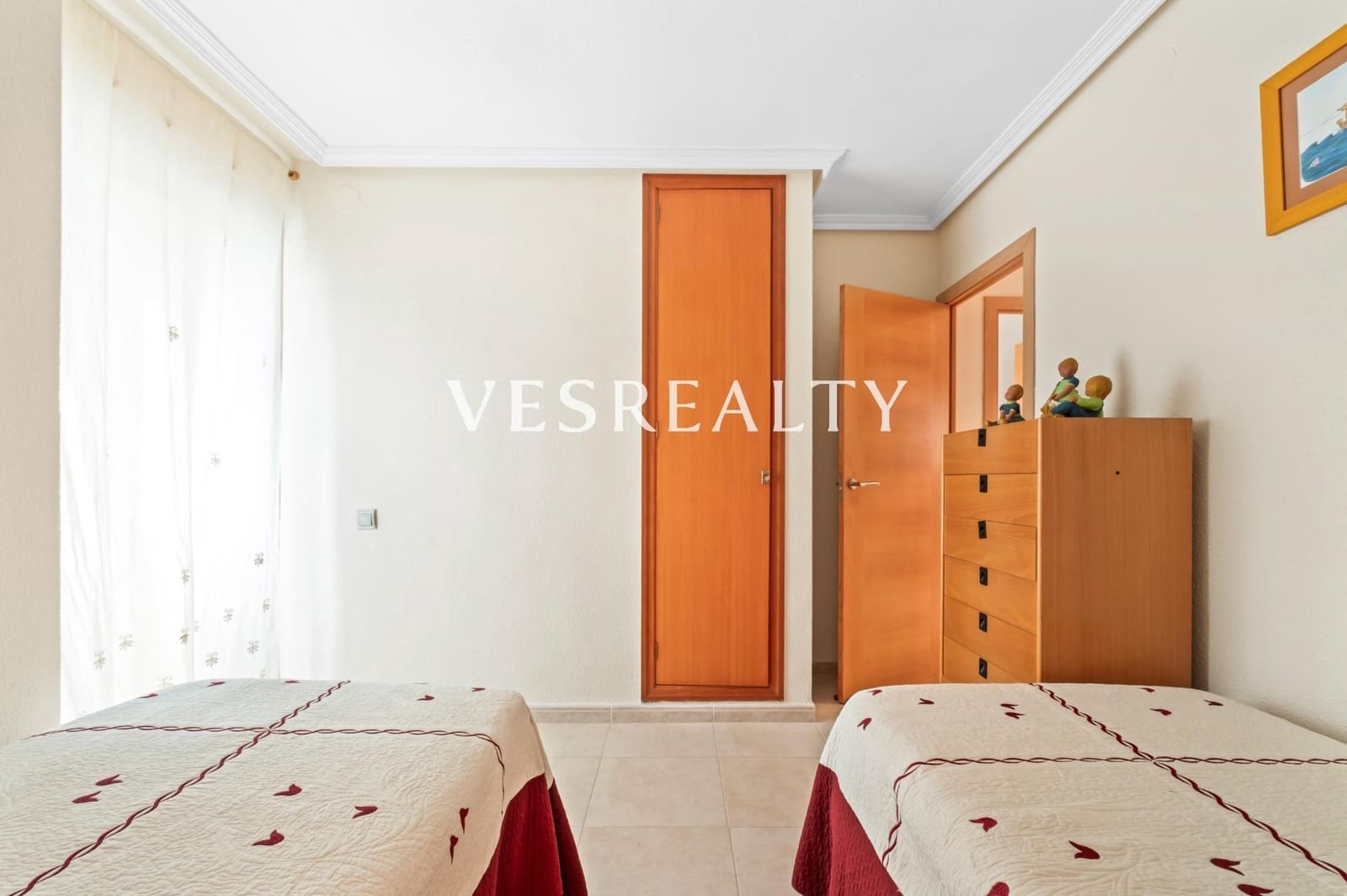 4 slaapkamer Appartement te koop in Alicante stad met zwembad - € 490.000 (Ref: 10047537)