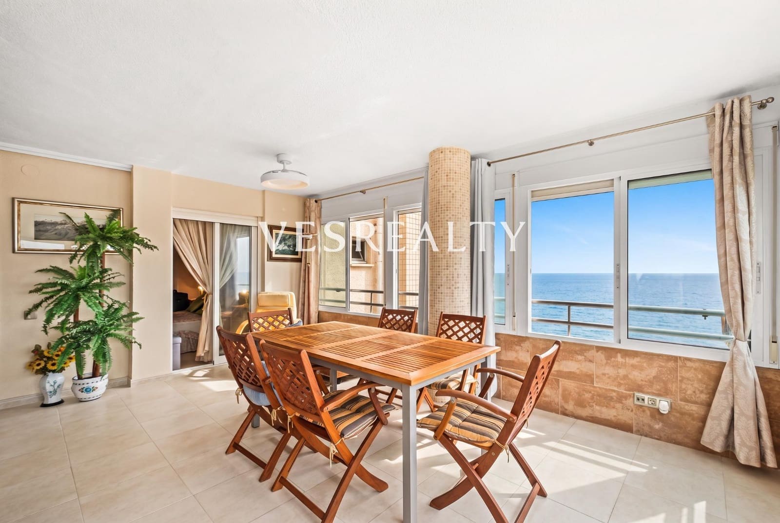 4 slaapkamer Appartement te koop in Alicante stad met zwembad - € 490.000 (Ref: 10047537)