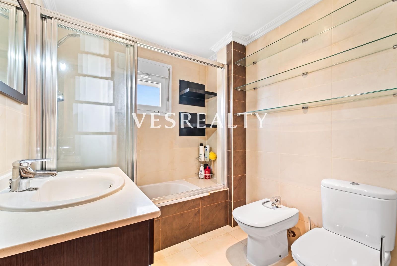 4 slaapkamer Appartement te koop in Alicante stad met zwembad - € 490.000 (Ref: 10047537)