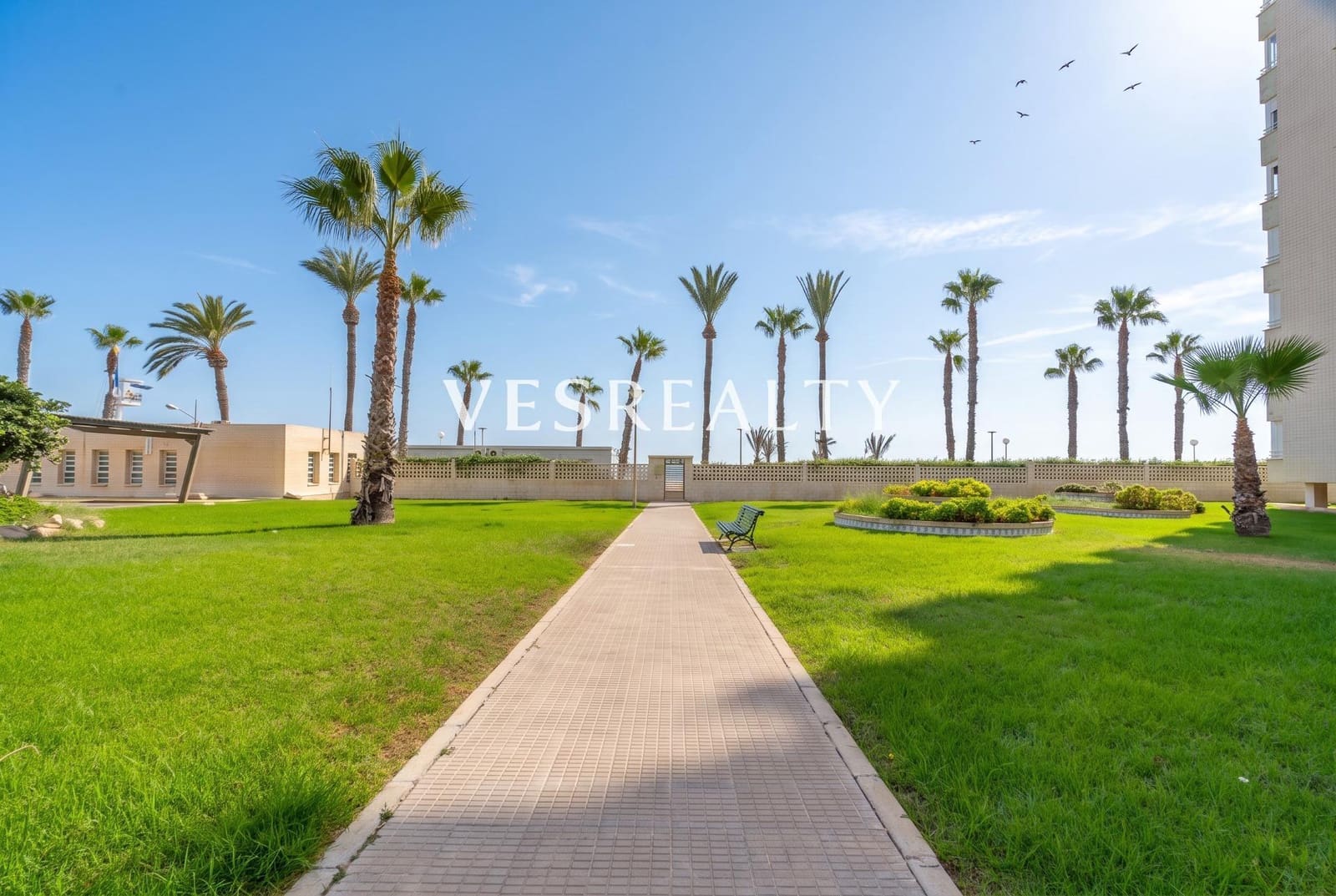 4 slaapkamer Appartement te koop in Alicante stad met zwembad - € 490.000 (Ref: 10047537)