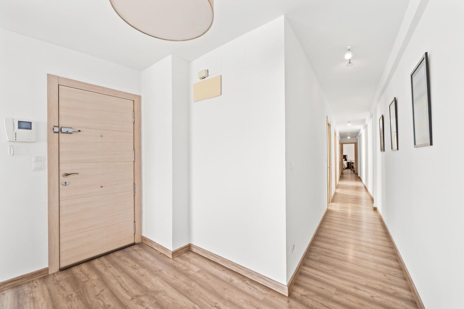 2 soveværelse Lejlighed til salg i Alicante by - € 395.000 (Ref: 10070860)