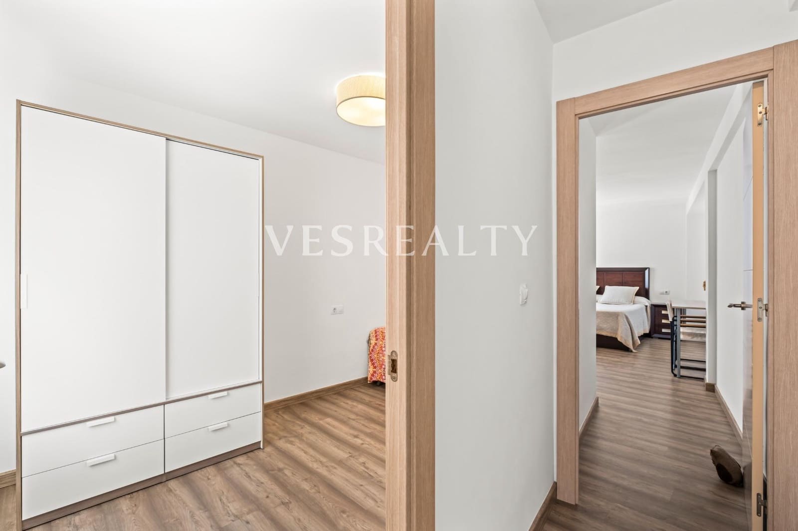 2 bedroom Flat for sale in Alicante / Alacant city - € 395,000 (Ref: 10070860)