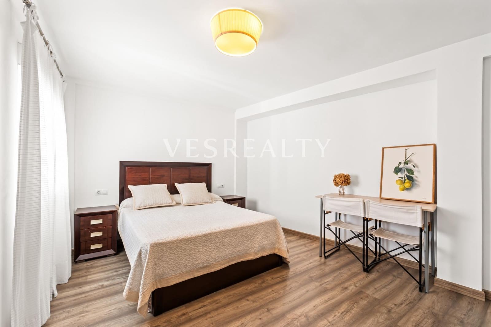 2 bedroom Flat for sale in Alicante / Alacant city - € 395,000 (Ref: 10070860)