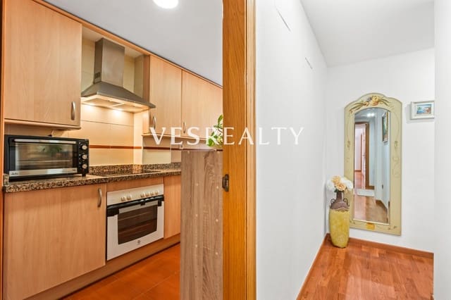 3 sypialnia Mieszkanie na sprzedaż w Carolinas Bajas, Miasto Alicante / Alacant - 330 000 € (Ref: 10072643)