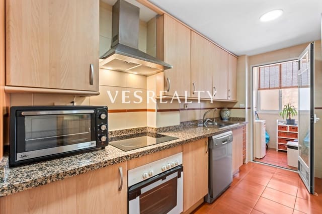 3 sypialnia Mieszkanie na sprzedaż w Carolinas Bajas, Miasto Alicante / Alacant - 330 000 € (Ref: 10072643)