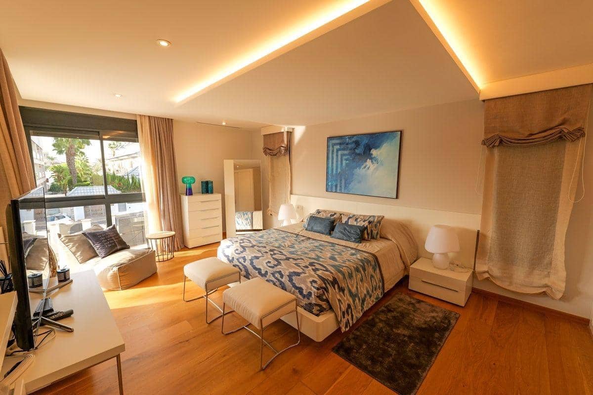 3 soveværelse Villa til salg i La Veleta med swimmingpool garage - € 1.630.000 (Ref: 10139939)