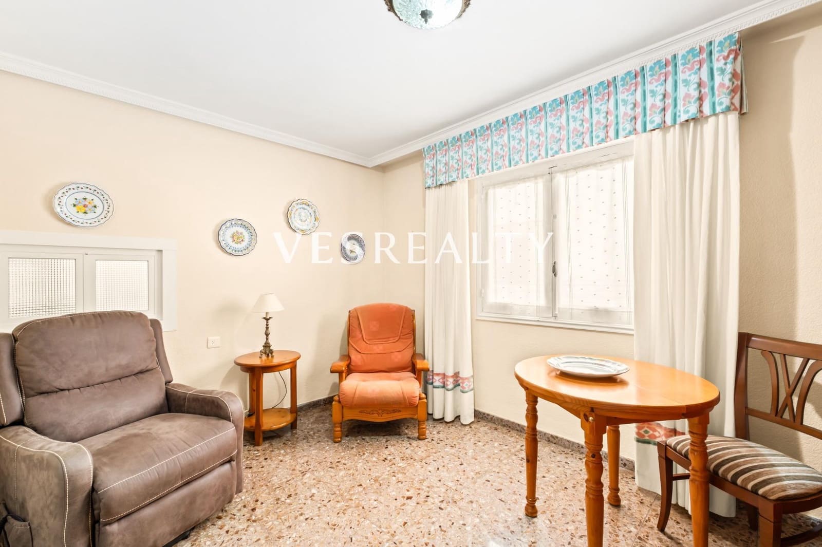 4 soverom Leilighet til salgs i Alicante by med garasje - € 295 000 (Ref: 10139940)
