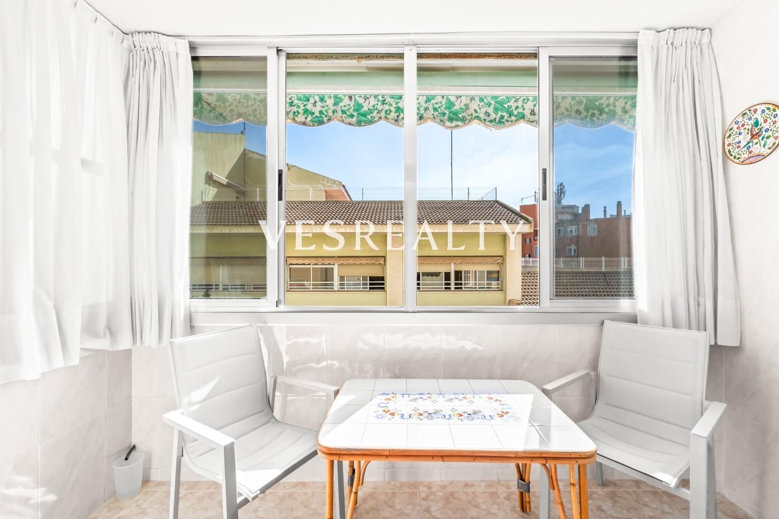4 soverom Leilighet til salgs i Alicante by med garasje - € 295 000 (Ref: 10139940)