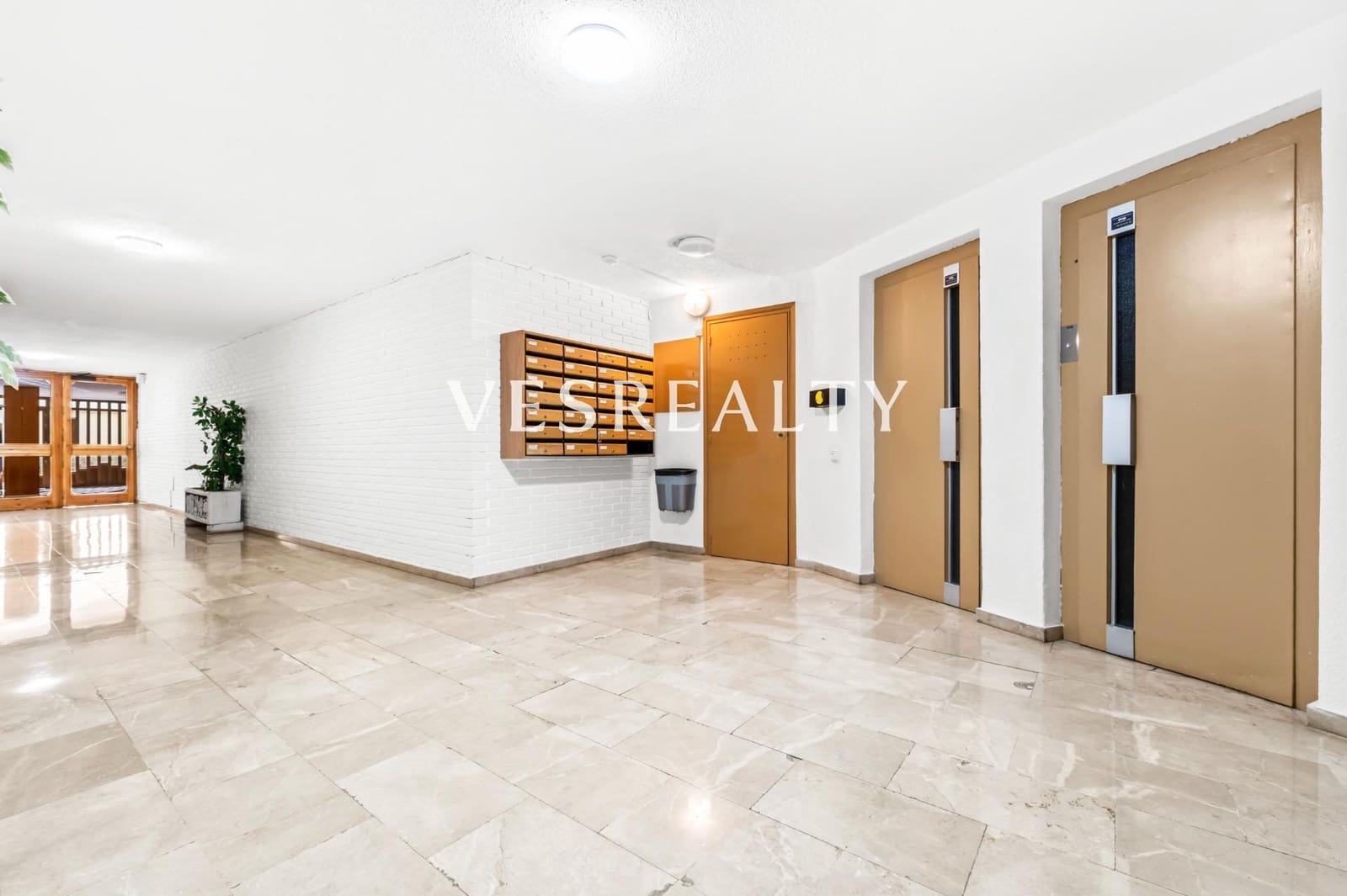 4 soverom Leilighet til salgs i Alicante by med garasje - € 295 000 (Ref: 10139940)