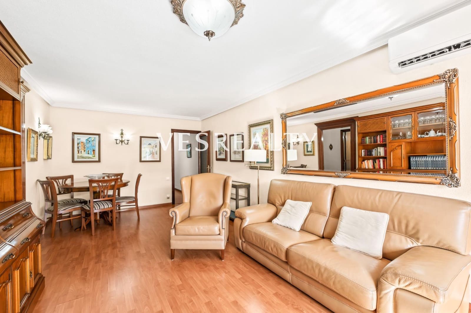 4 soverom Leilighet til salgs i Alicante by med garasje - € 295 000 (Ref: 10139940)