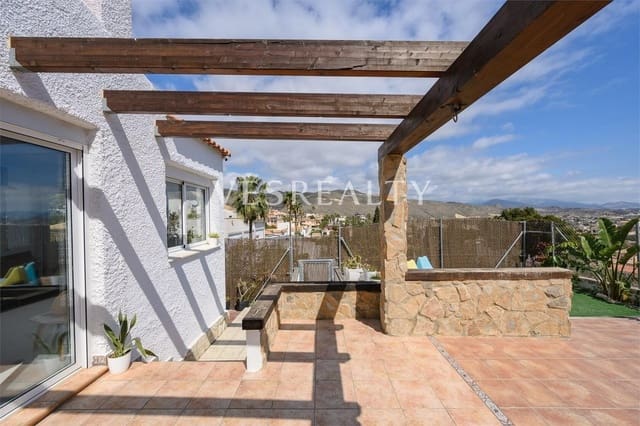2 slaapkamer Villa te koop in El Campello - € 695.000 (Ref: 10155465)