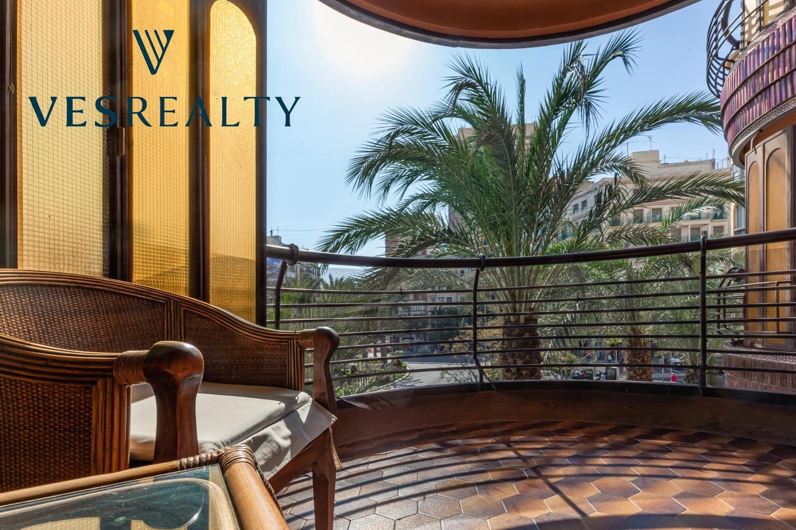 3 soveværelse Lejlighed til salg i Alicante by med garage - € 797.000 (Ref: 8944704)