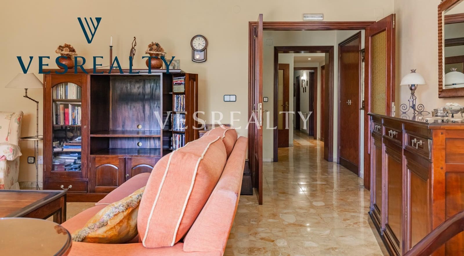 3 sovrum Lägenhet till salu i Alicante stad med garage - 750 000 € (Ref: 8944704)