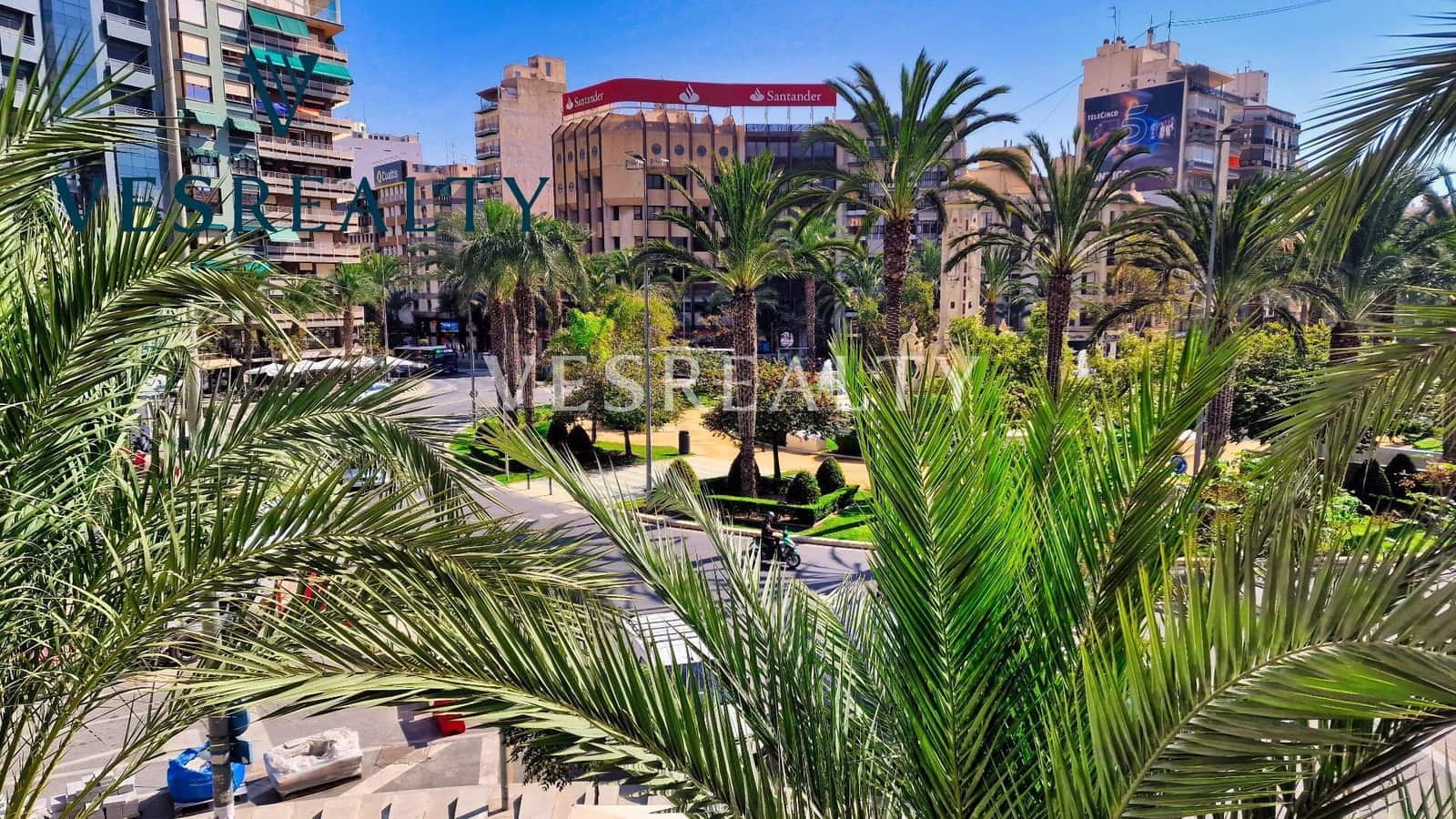 3 sovrum Lägenhet till salu i Alicante stad med garage - 750 000 € (Ref: 8944704)