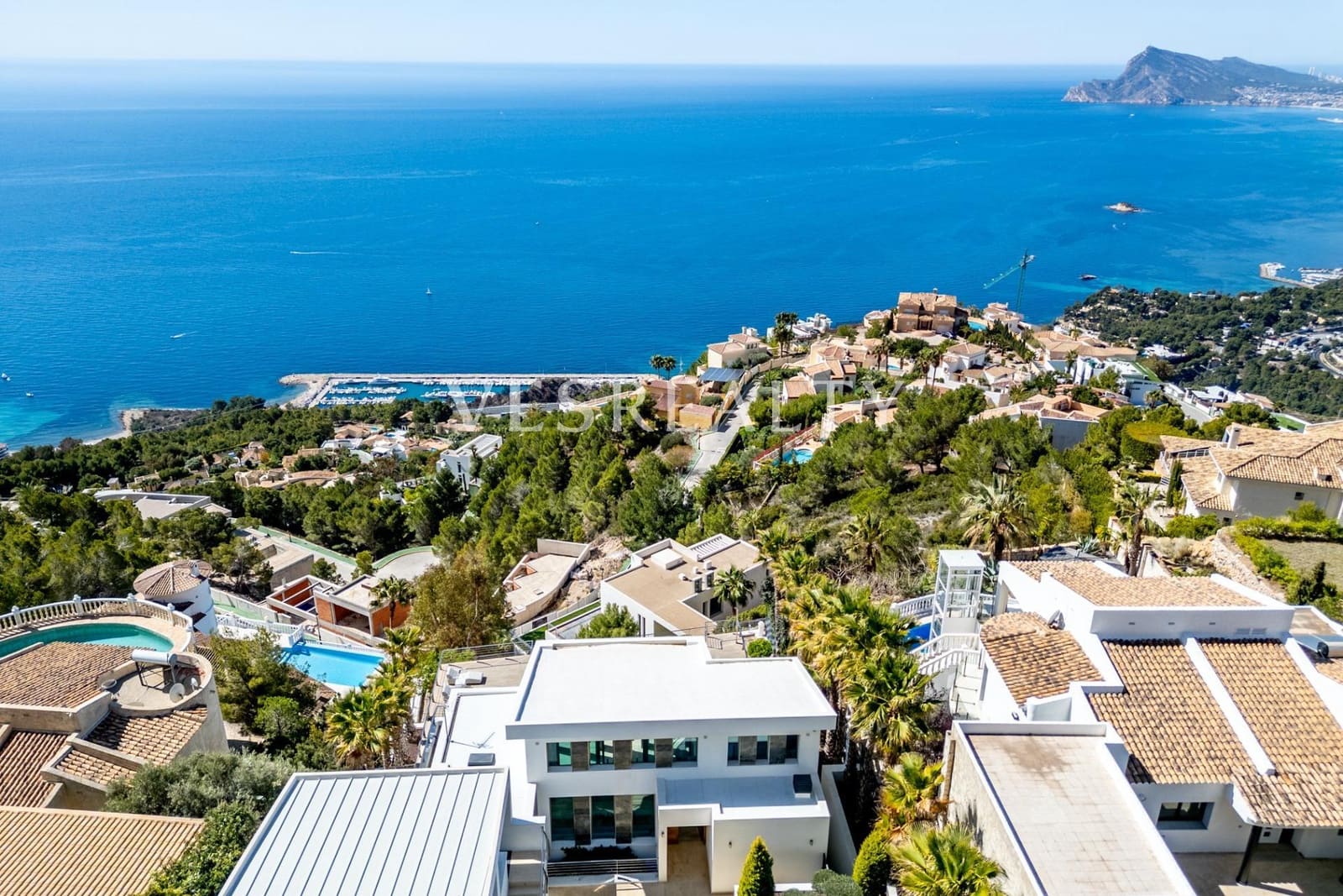 Chalet de 3 habitaciones en Altea en venta con piscina - 2.490.000 € (Ref: 8944716)