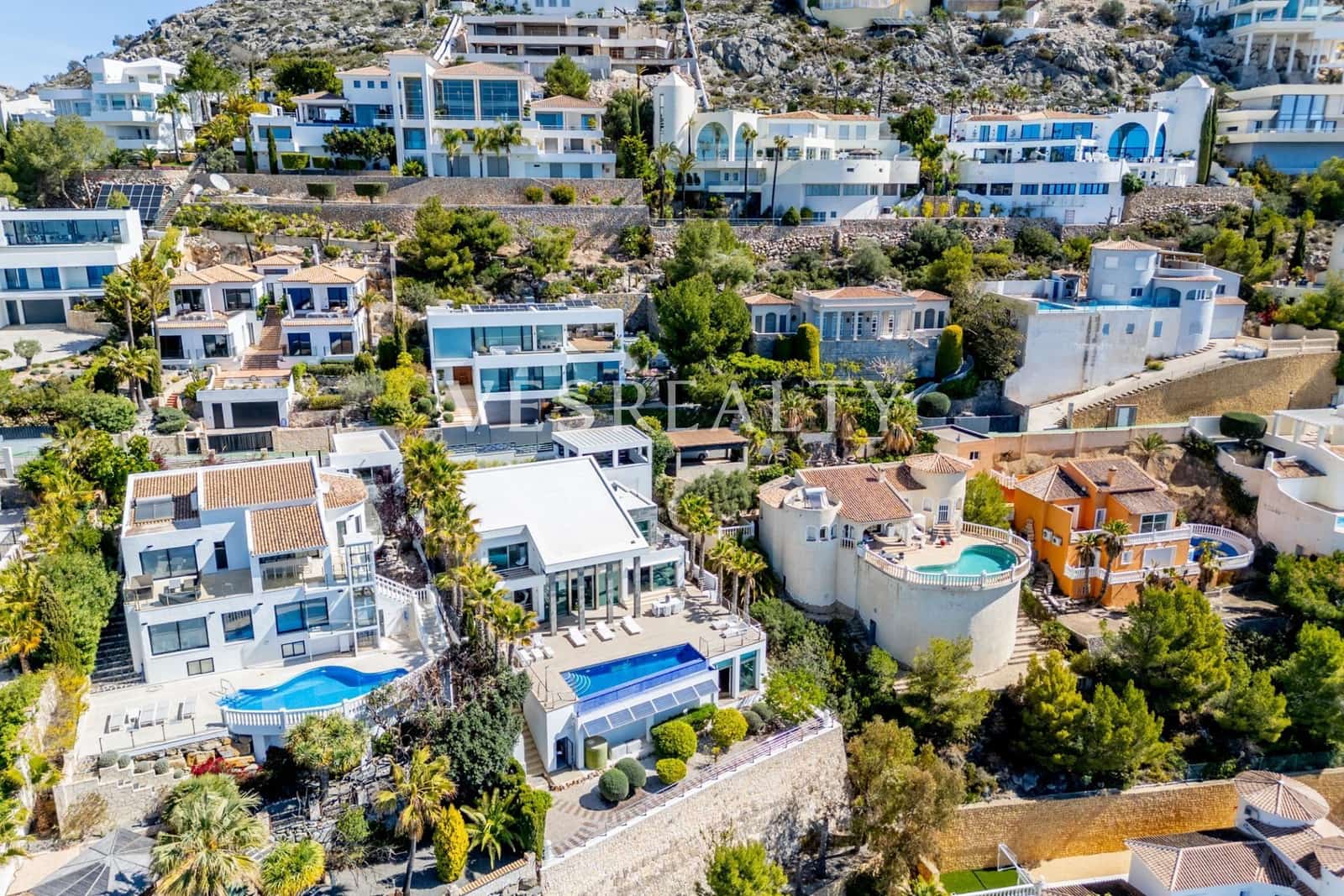 Chalet de 3 habitaciones en Altea en venta con piscina - 2.490.000 € (Ref: 8944716)