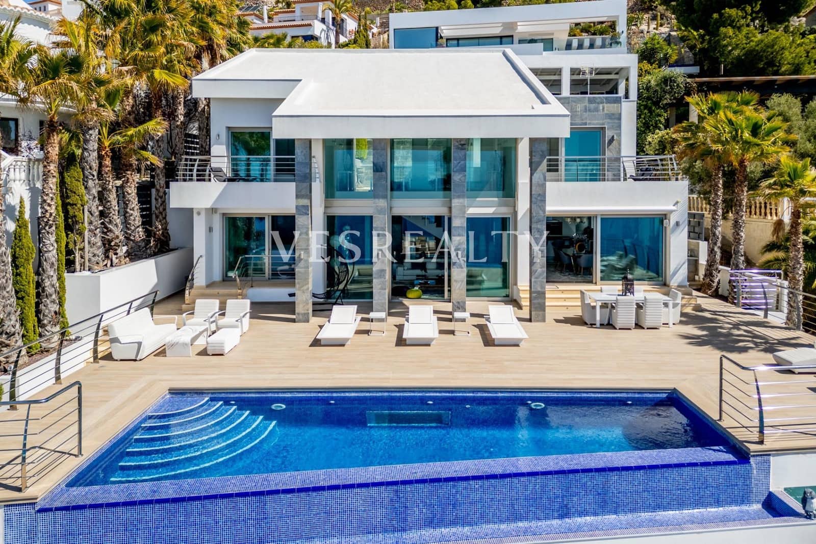 Chalet de 3 habitaciones en Altea en venta con piscina - 2.490.000 € (Ref: 8944716)