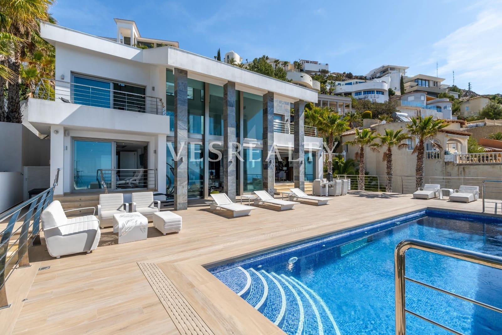 Chalet de 3 habitaciones en Altea en venta con piscina - 2.490.000 € (Ref: 8944716)