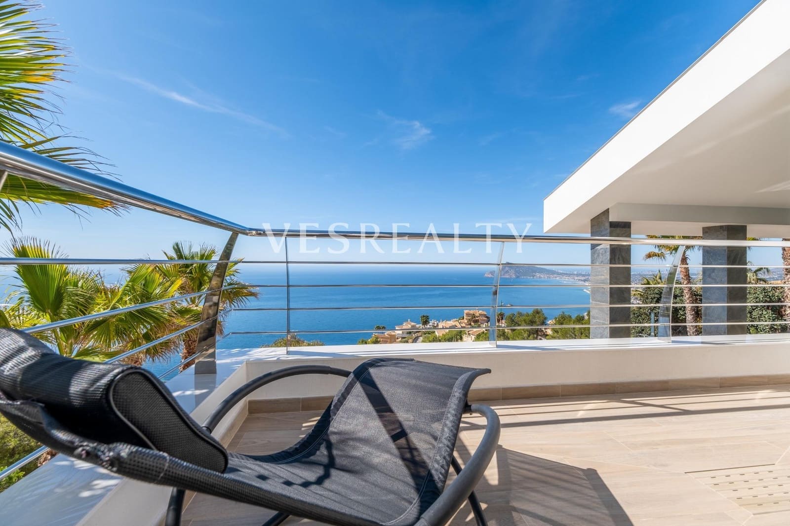 Chalet de 3 habitaciones en Altea en venta con piscina - 2.490.000 € (Ref: 8944716)