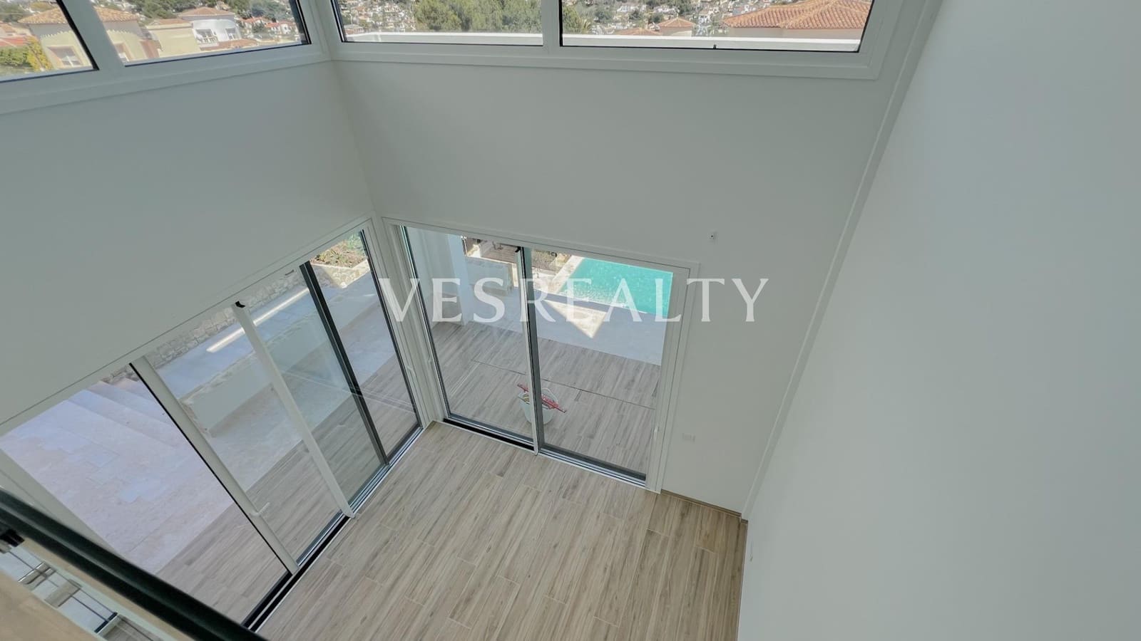 4 makuuhuone Huvila myytävänä paikassa Benissa mukana uima-altaan 
autotalli - 2 260 000 € (Ref: 8944723)