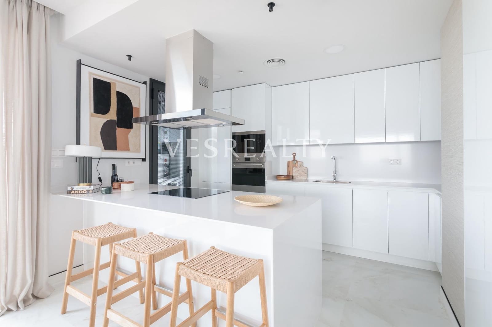 2 bedroom Flat for sale in Benidorm with pool garage - € 700,000 (Ref: 8944733)