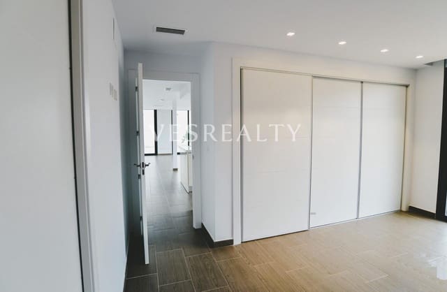 4 camera da letto Villa in vendita in Gran Alacant, Santa Pola con piscina garage - 615.000 € (Rif: 8944734)