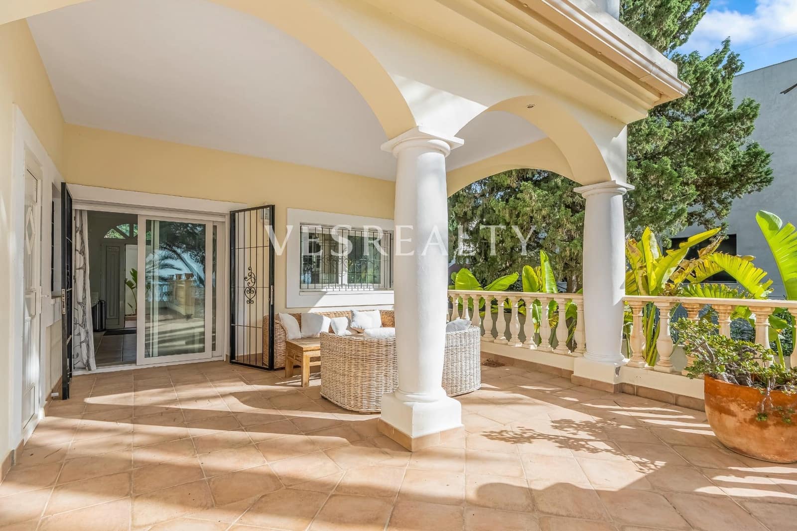 7 quarto Moradia para venda em Playa de San Juan com piscina garagem - 5 300 000 € (Ref: 8944735)