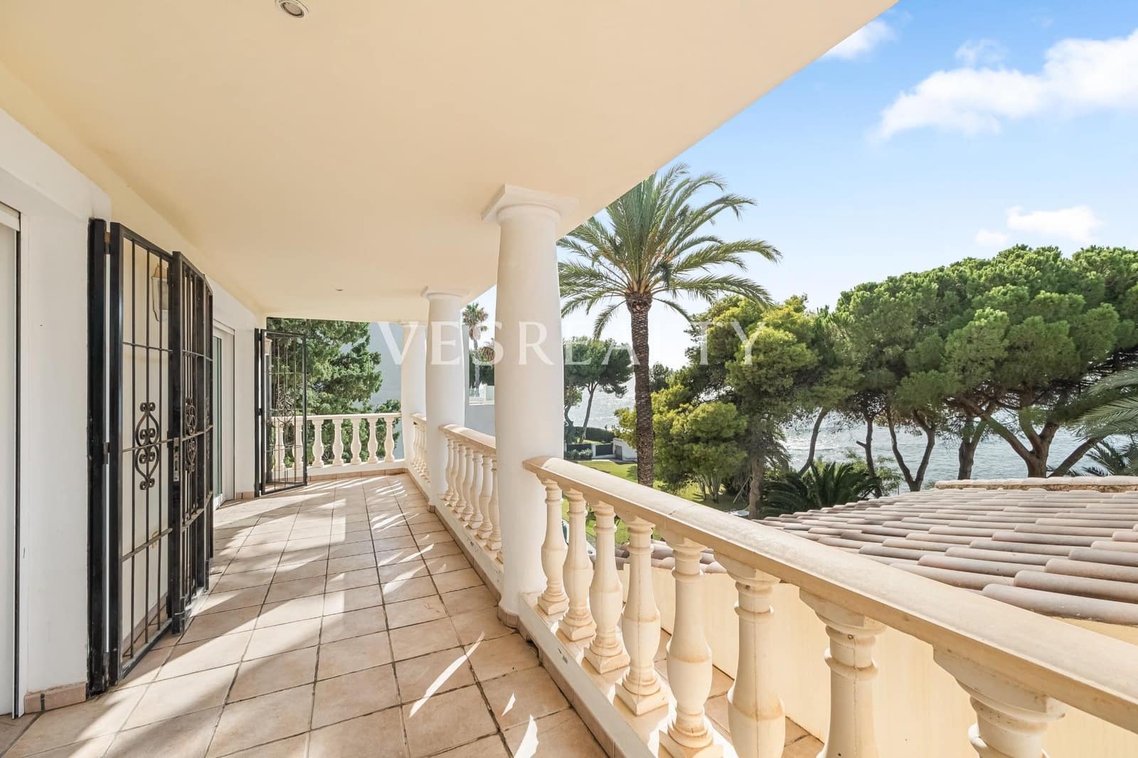 7 quarto Moradia para venda em Playa de San Juan com piscina garagem - 5 300 000 € (Ref: 8944735)