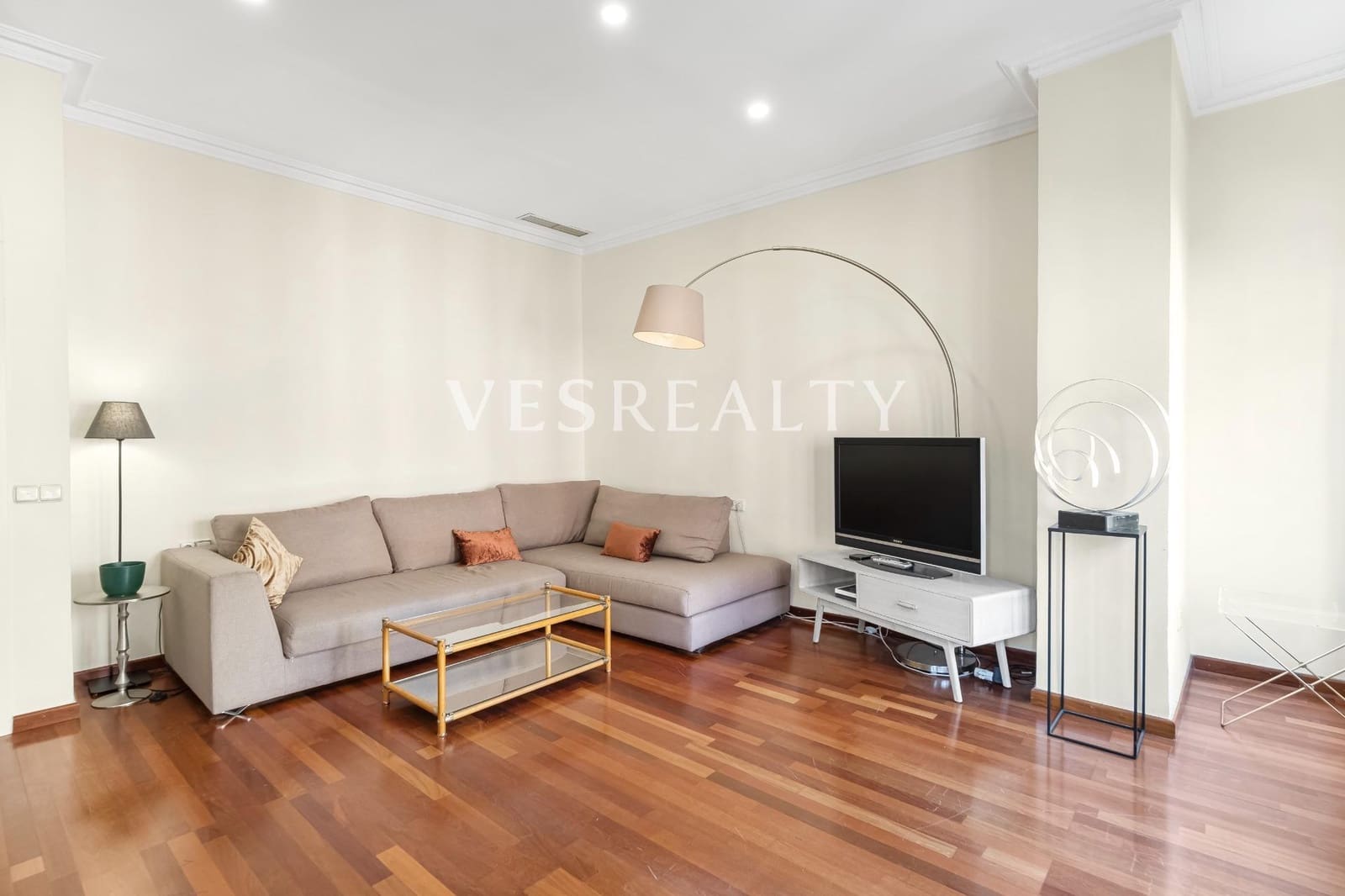 4 bedroom Flat for sale in Alicante / Alacant city - € 599,000 (Ref: 8944736)