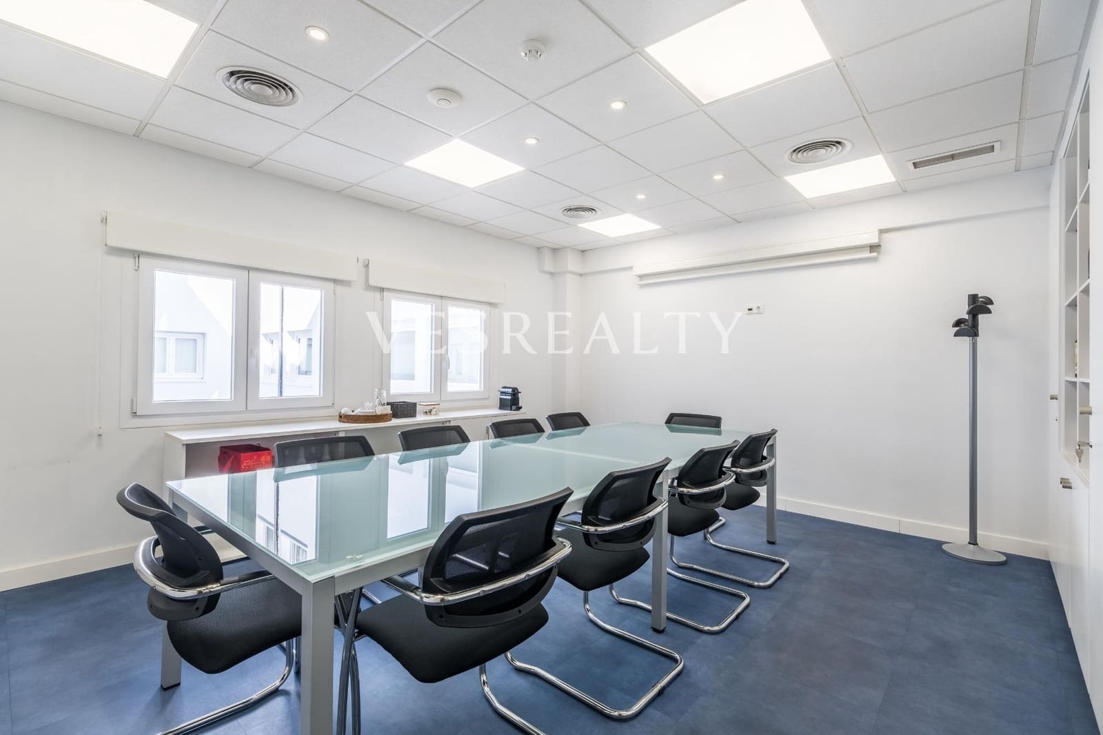 4 soveværelse Kontor til salg i Alicante by - € 750.000 (Ref: 8944742)