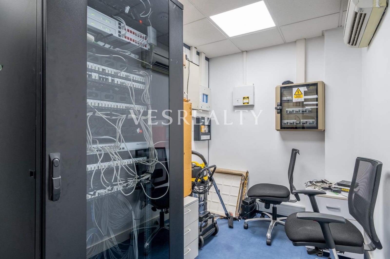 4 soveværelse Kontor til salg i Alicante by - € 750.000 (Ref: 8944742)