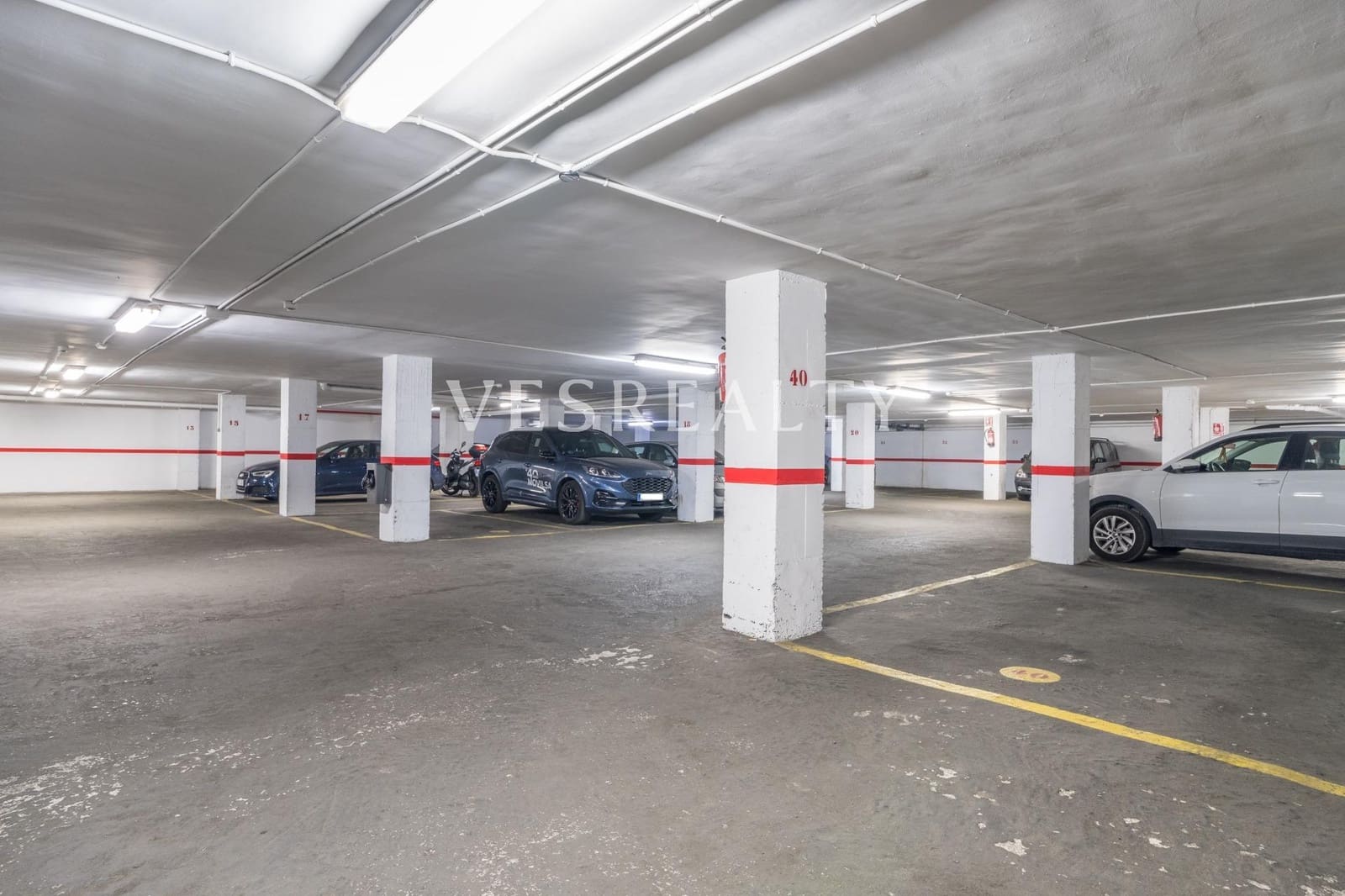 4 soveværelse Kontor til salg i Alicante by - € 750.000 (Ref: 8944742)