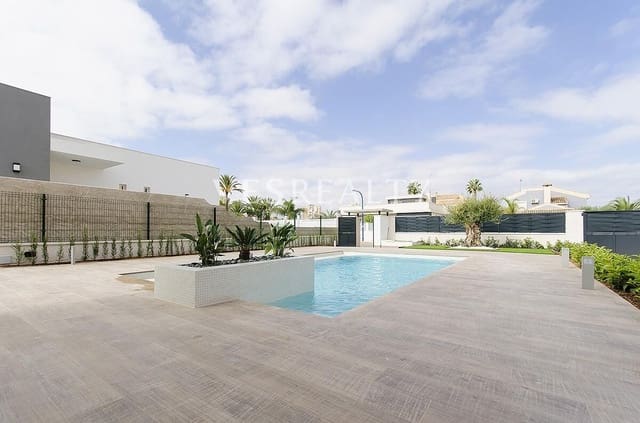 4 soveværelse Villa til salg i Campoamor, Orihuela med swimmingpool garage - € 1.449.000 (Ref: 8944745)