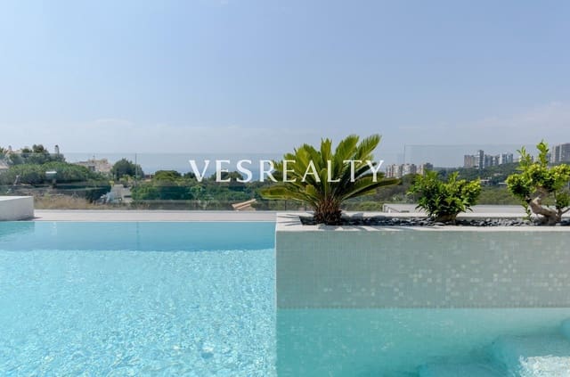 3 bedroom Villa for sale in Campoamor, Orihuela with pool garage - € 1,375,000 (Ref: 8944748)