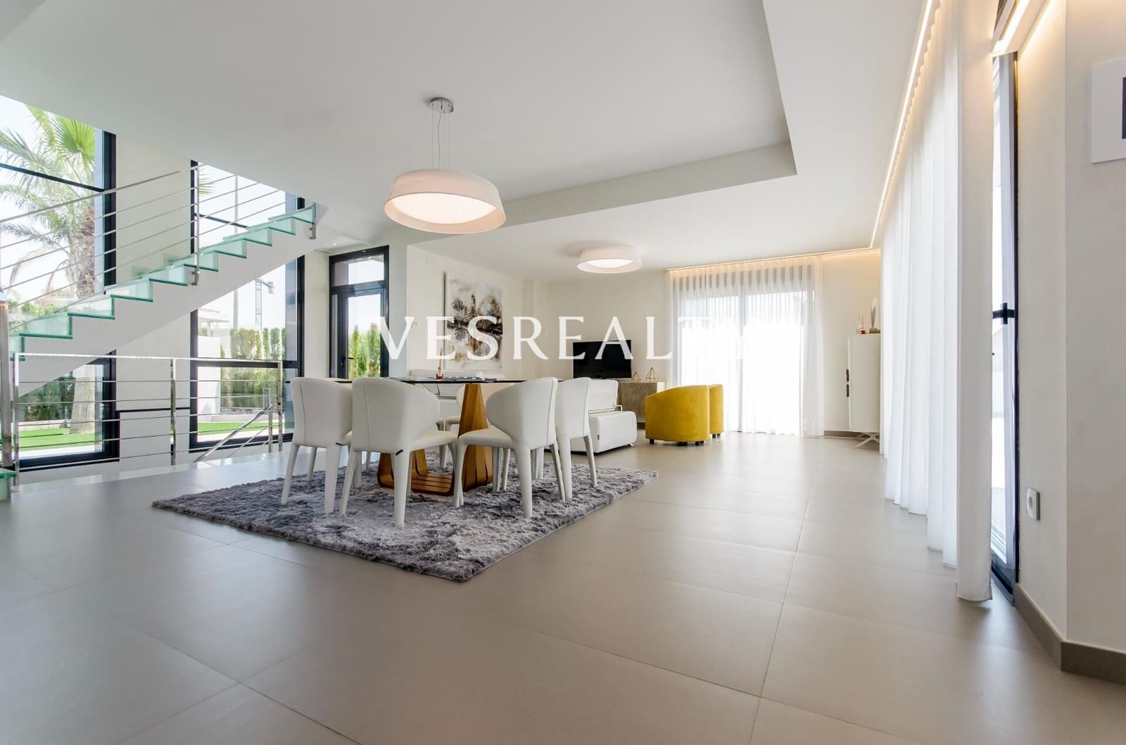 3 bedroom Villa for sale in Campoamor with pool garage - € 1,375,000 (Ref: 8944748)