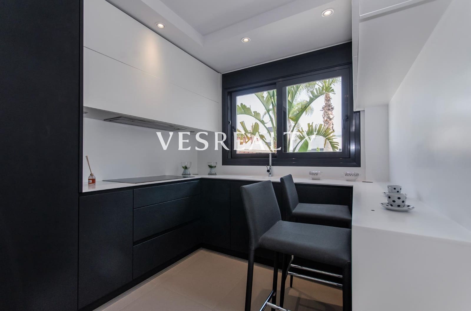 3 bedroom Villa for sale in Campoamor with pool garage - € 1,375,000 (Ref: 8944748)