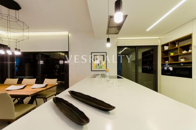 4 soveværelse Villa til salg i Campoamor, Orihuela med swimmingpool - € 1.175.000 (Ref: 8944750)