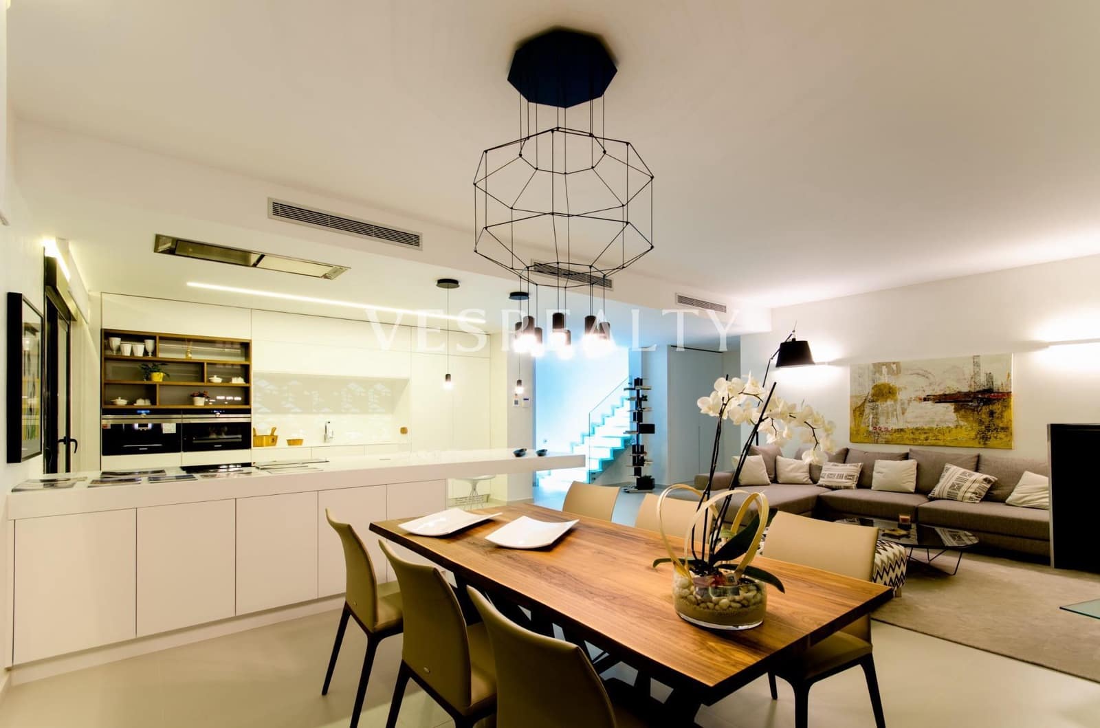 4 Zimmer Villa zu verkaufen in Campoamor mit Pool - 1.175.000 € (Ref: 8944750)