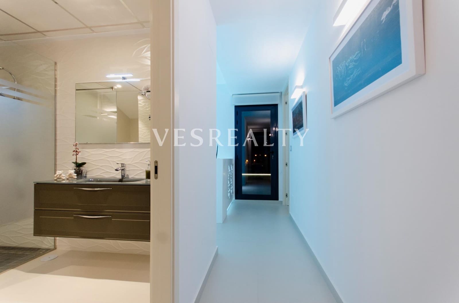 4 Zimmer Villa zu verkaufen in Campoamor mit Pool - 1.175.000 € (Ref: 8944750)