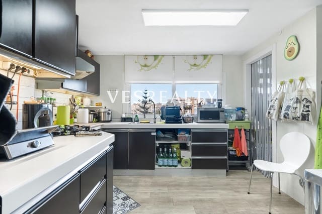 4 chambre Appartement à vendre à Playa de San Juan, Alicante ville avec piscine - 635 000 € (Ref: 8944751)