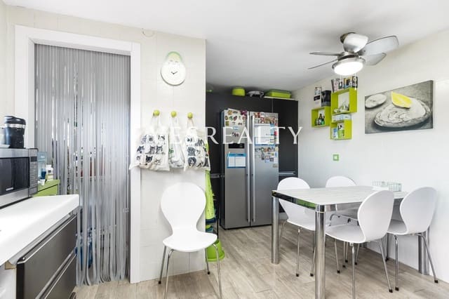 4 chambre Appartement à vendre à Playa de San Juan, Alicante ville avec piscine - 635 000 € (Ref: 8944751)